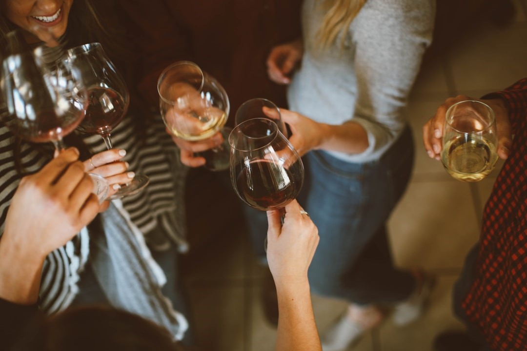 What To Wear to a Wine Tasting